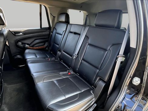 Used 2018 Chevrolet Tahoe Premier RWD image 21