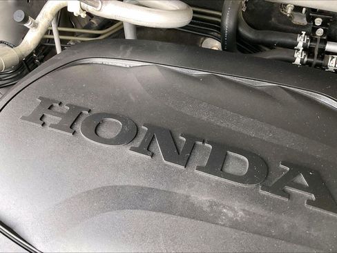 Used 2018 Honda Odyssey EX-L image 32
