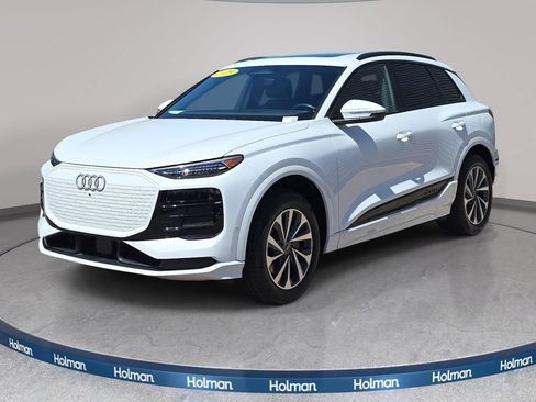 Used 2025 Audi Q6 e-tron Premium Plus w/ Premium Plus AWD/4WD image 1