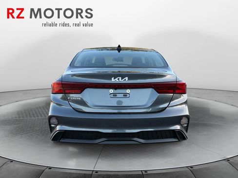 Used 2023 Kia Forte LXS FWD image 4