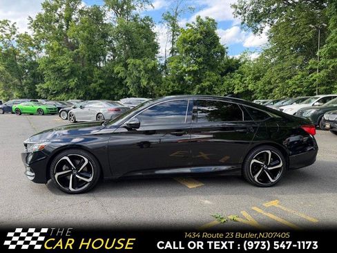 Used 2019 Honda Accord Sport image 3