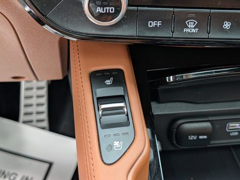 Used 2024 Kia Telluride SX Prestige X-Line AWD/4WD image 11