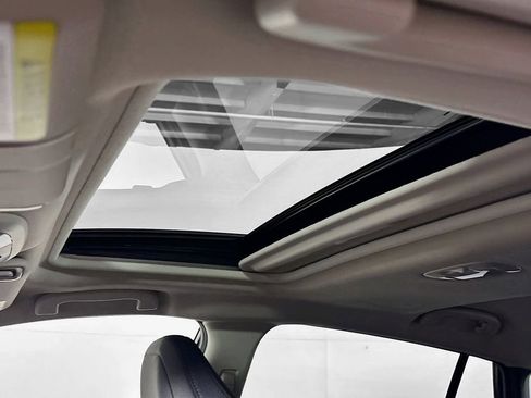 Certified 2025 Subaru Crosstrek 2.0i Premium image 19