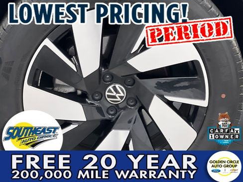 Used 2024 Volkswagen Atlas Cross Sport SE image 56