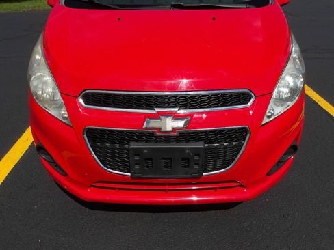 Used 2014 Chevrolet Spark LT FWD image 26