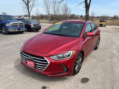 Used 2017 Hyundai Elantra SE w/ SE A/T Tech Package 03