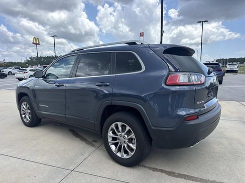 Used 2021 Jeep Cherokee Latitude Lux w/ Comfort/Convenience Group AWD/4WD image 5