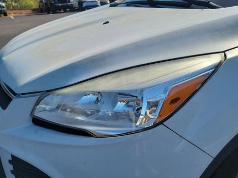 Used 2014 Ford Escape S image 4