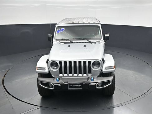 Used 2023 Jeep Wrangler Unlimited Sahara w/ Cold Weather Group AWD/4WD image 35