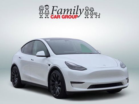 Used 2021 Tesla Model Y Performance AWD/4WD image 2