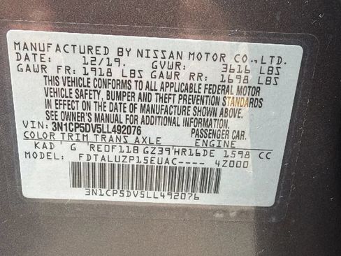 Used 2020 Nissan Kicks SR w/ SR Premium Package FWD image 31