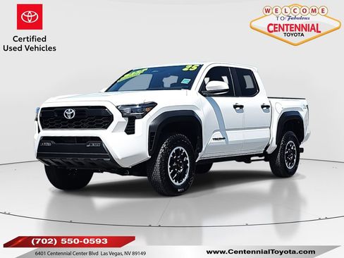 Certified 2025 Toyota Tacoma TRD Off-Road AWD/4WD image 1