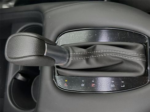 New 2026 Honda HR-V LX image 15