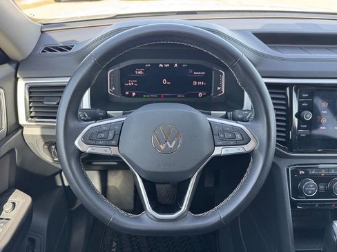 Used 2023 Volkswagen Atlas SE w/ Black Wheel Package AWD/4WD image 12
