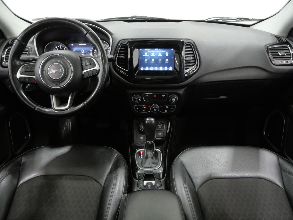 Used 2021 Jeep Compass Latitude w/ Sun and Sound Group AWD/4WD image 10