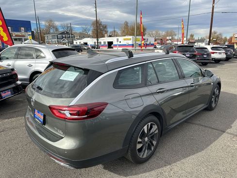 Used 2018 Buick Regal Essence w/ Driver Confidence Package #1 image 12
