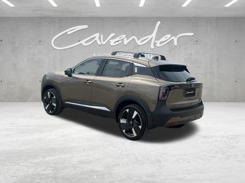 New 2026 Nissan Kicks SR w/ Cold Weather Package image 14