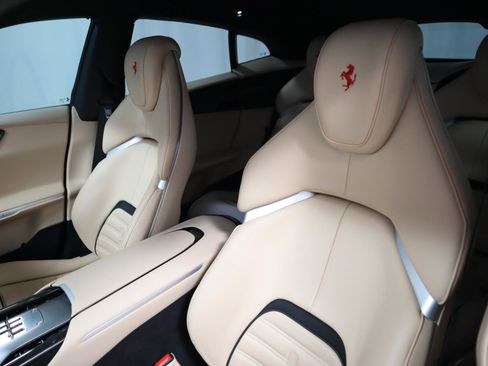 Certified 2024 Ferrari Purosangue image 18