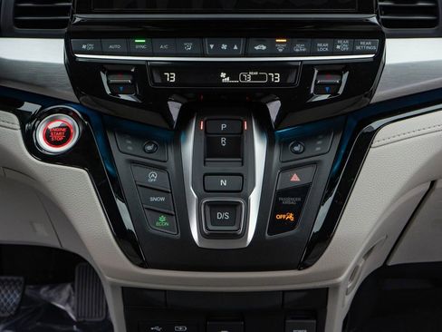 New 2026 Honda Odyssey Touring image 21