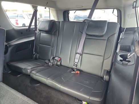 Used 2016 GMC Yukon XL SLT image 7