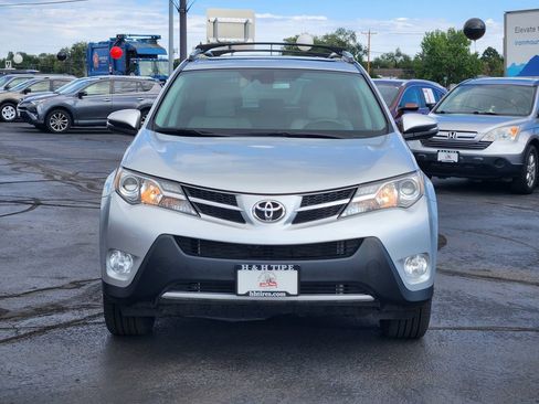 Used 2014 Toyota RAV4 Limited w/ Technology Package AWD/4WD image 6