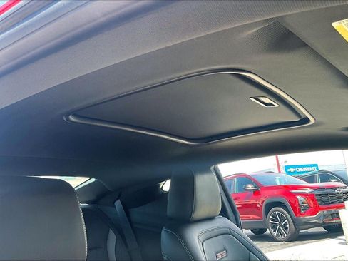 Used 2016 Chevrolet Camaro SS RWD image 29