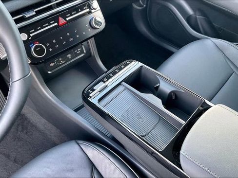 New 2026 Hyundai Tucson Limited image 8