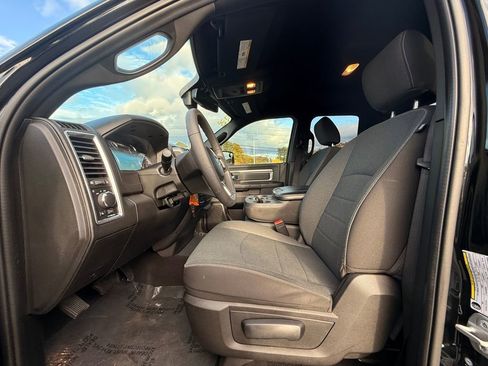 Used 2022 RAM 1500 Classic Warlock w/ Electronics Group AWD/4WD image 22