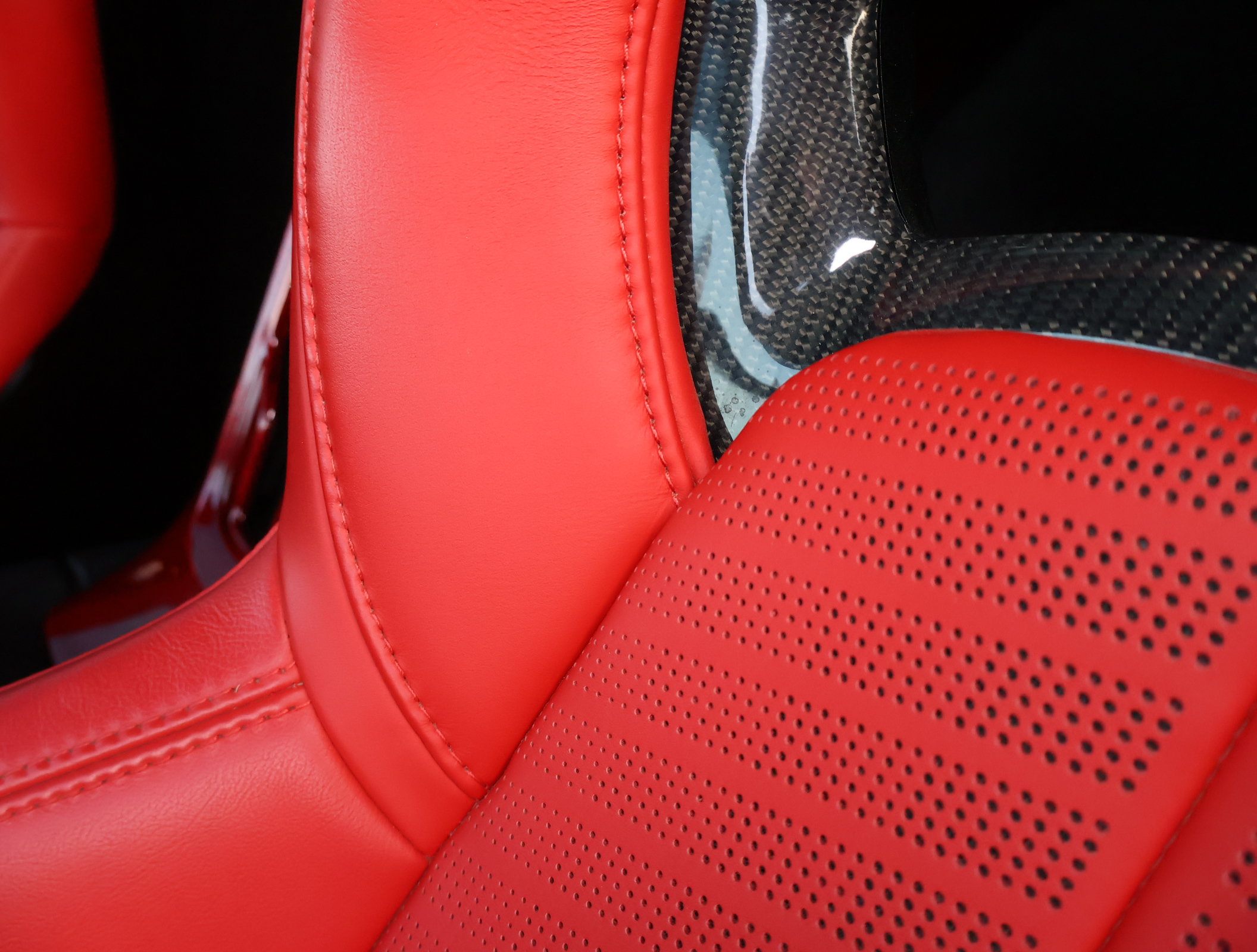 Used 2023 Chevrolet Corvette Z06 RWD image 13