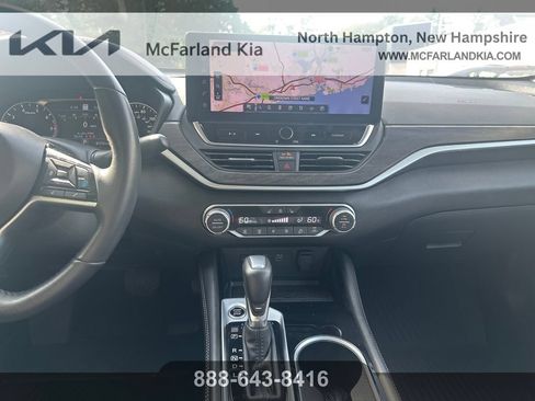 Used 2023 Nissan Altima 2.5 SL AWD/4WD image 18