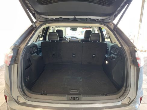 Used 2021 Ford Edge Titanium w/ Class II Trailer Tow Package AWD/4WD image 15
