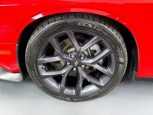 Used 2022 Dodge Challenger GT w/ Plus Package image 36