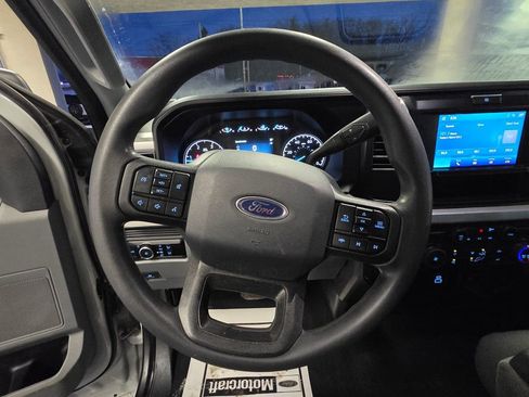 Used 2025 Ford F350 XLT image 12