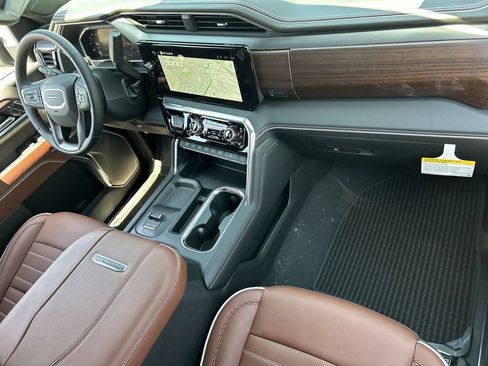 New 2026 GMC Sierra 3500 Denali Ultimate AWD/4WD image 29