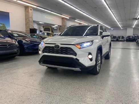 Used 2020 Toyota RAV4 Limited w/ All Weather Liner Package image 2