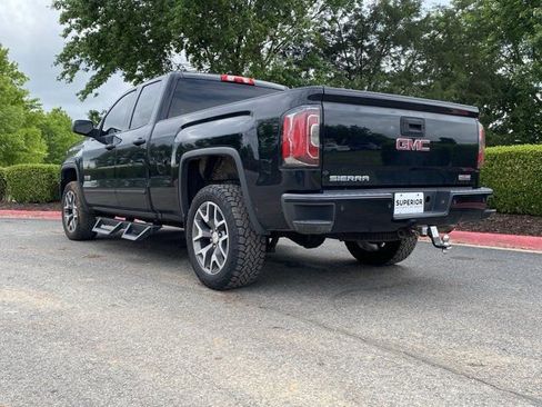 Used 2017 GMC Sierra 1500 SLT w/ All-Terrain Package AWD/4WD image 5