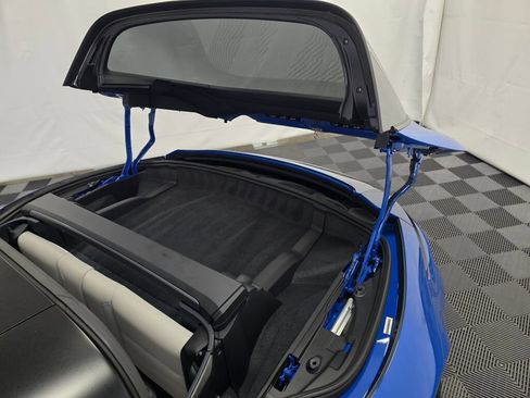 Certified 2026 Porsche 911 Targa 4 GTS AWD/4WD image 15