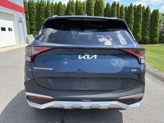 Used 2023 Kia Sportage EX AWD/4WD video 4