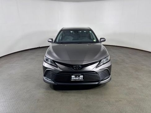Used 2022 Toyota Camry LE FWD image 8