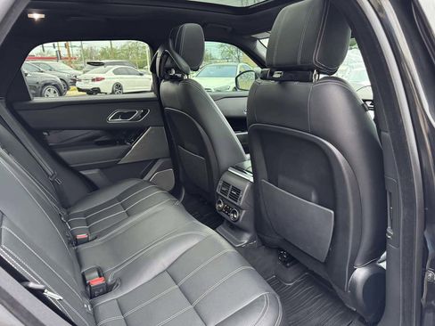 Used 2020 Land Rover Range Rover Velar S image 36