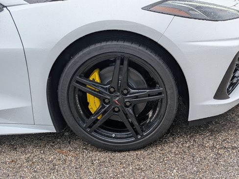 Used 2026 Chevrolet Corvette Stingray Coupe RWD image 11