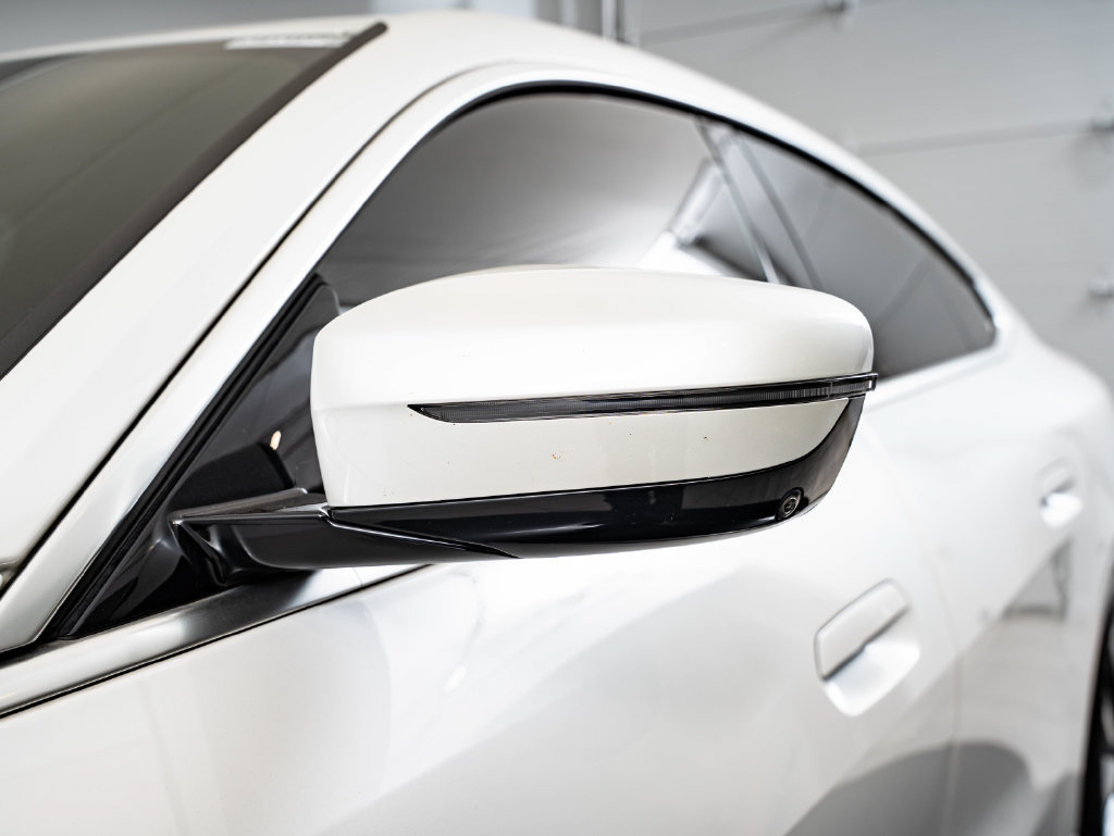 Used 2023 BMW i4 eDrive35 w/ Premium Package RWD image 17