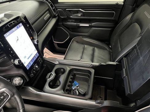 Used 2023 RAM 1500 Laramie AWD/4WD image 39