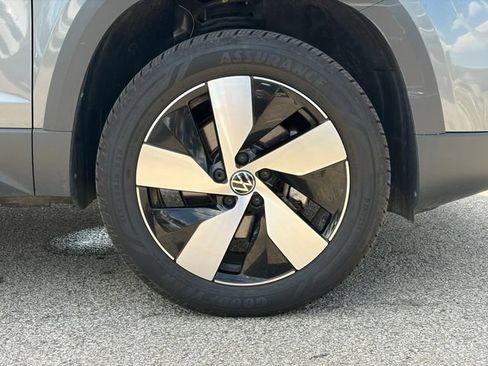 Used 2025 Volkswagen Taos S AWD/4WD image 2