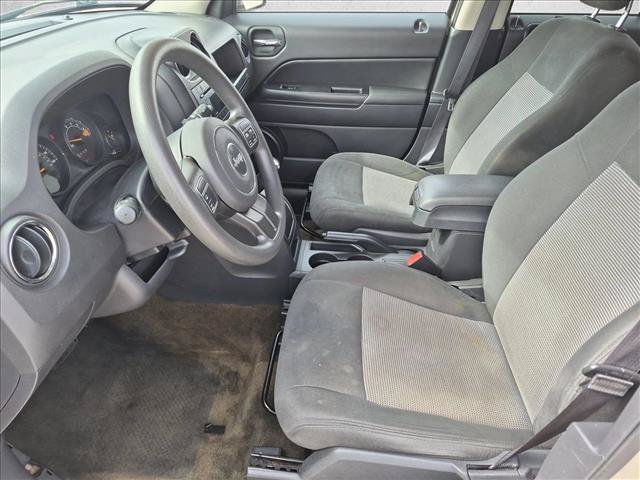 Used 2016 Jeep Patriot Sport w/ Power Value Group FWD image 14