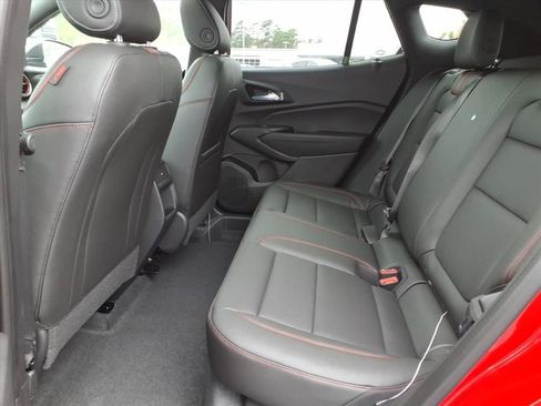 New 2026 Chevrolet Trax RS w/ Sunroof Package image 14