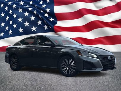 Used 2024 Nissan Altima 2.5 SV