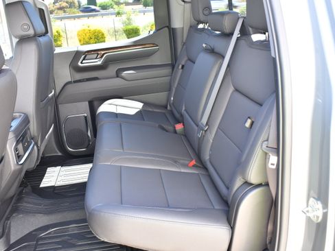 New 2026 GMC Sierra 1500 Elevation w/ Elevation Premium Package AWD/4WD image 26