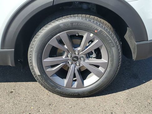 New 2026 Ford Explorer Active image 34