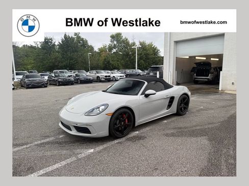 Used 2018 Porsche 718 Boxster S RWD image 1